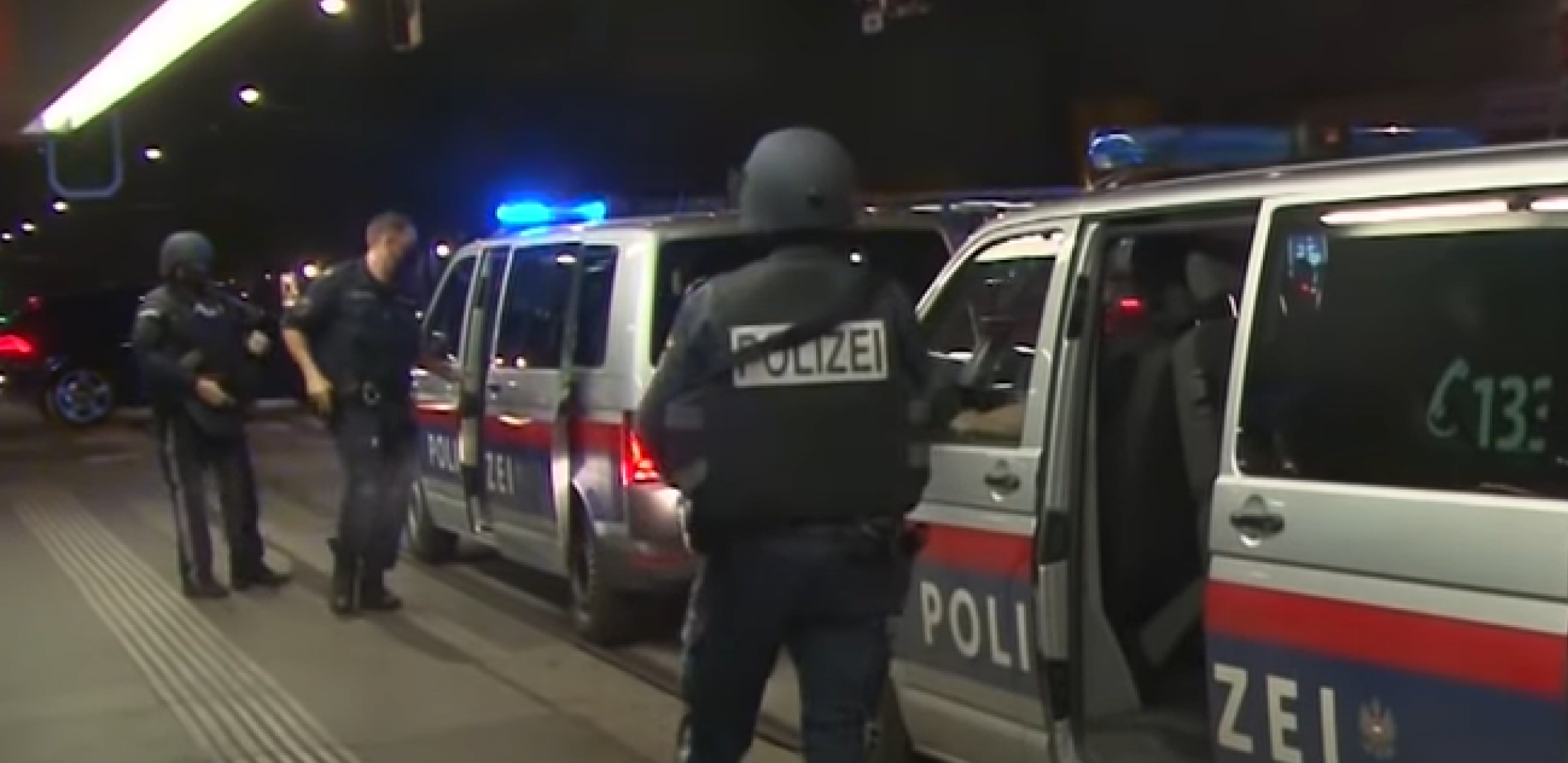 NADROGIRANI SRBIN PRAVIO HAOS U AUSTRIJI Policija ga jurila po auto - putu zbog ludačke vožnje, troje povređeno!