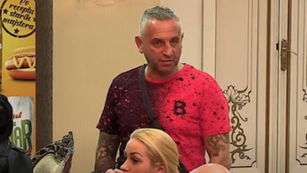 ISPROZIVAO MLADE REPERE: Vojaž i MC Stojan su mutant eksperiment, pojma nemaju da pevaju