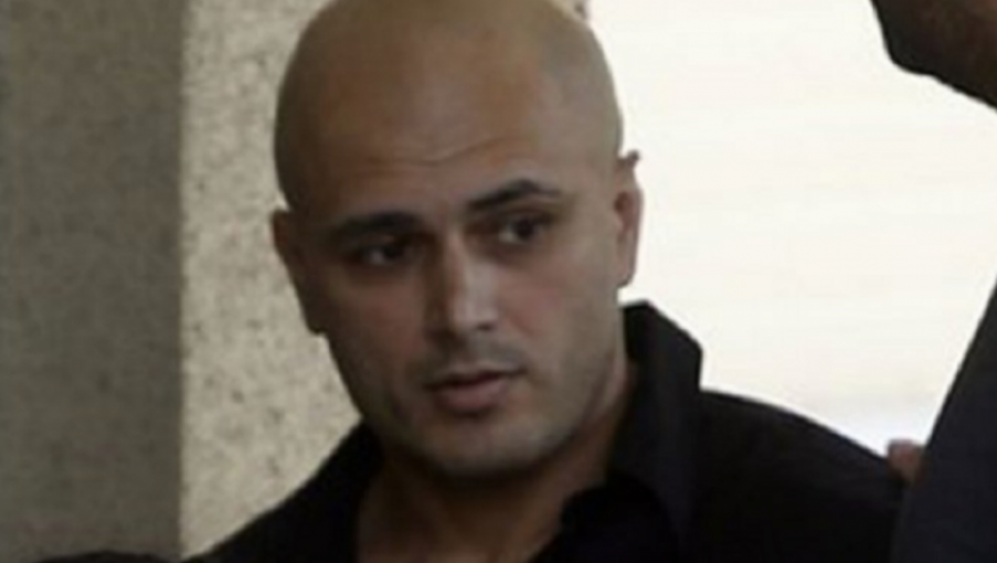 OSUĐEN ZA POKUŠAJ UBISTVA, 12 GODINA ZATVORA, RAZBOJNIŠTVO: Ko je problematični sin Sinana Sakića? Ovako izgleda njegov dosije