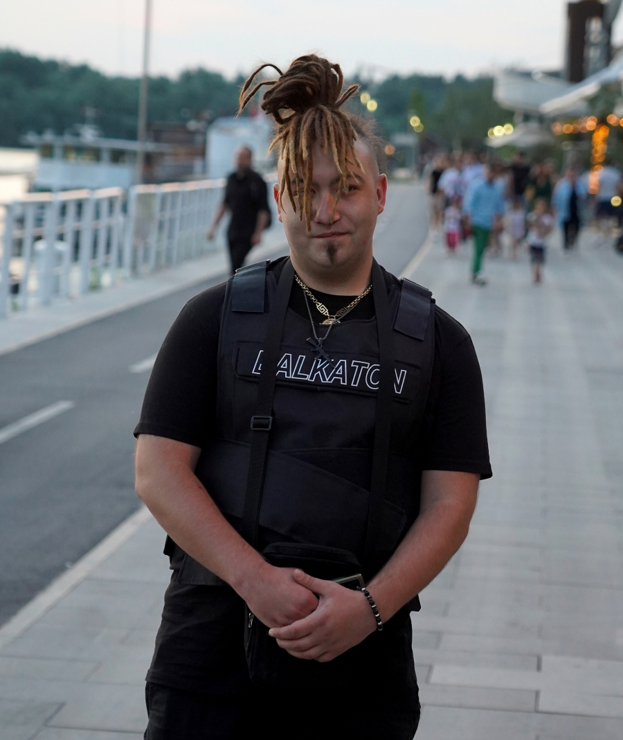 RASTA ZAPOČEO NOVI BIZNIS U KUĆNOM PRITVORU Reper uhapšen pre godinu dana, sada progovorio o robiji!