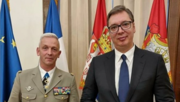 Vučić se sastao sa načelnikom Generalštaba vojske Francuske