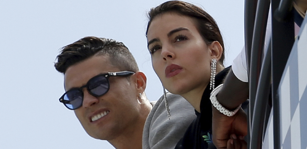 KRISTIJANO RONALDO I GEORGINA OBJAVILI VELIKU VEST! Fanovi oduševljeni, pljušte čestitke sa svih strana! (FOTO)