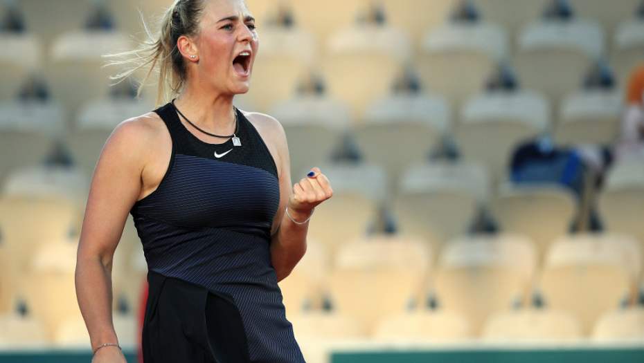 KONTROVERZNA TENISERKA OPET U CENTRU SKANDALA Htela da bude žena Novaka Đokovića, sada traži suspenziju za ruske tenisere