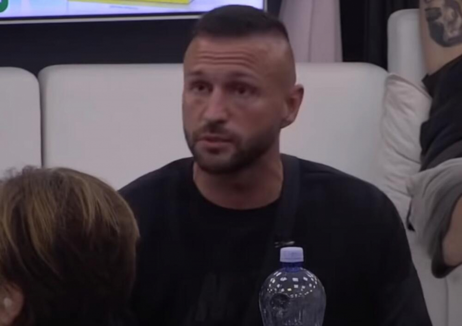 TARA PROSLAVLJA SA MENSUROM TVOJ DUG! Ša počeo da psuje i ponižava Jelenu, Batoseva mu sasula u lice ono što cela nacija misli, propao u zemlju od blama