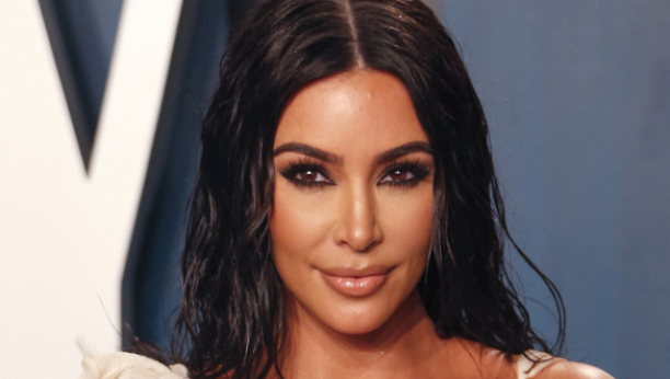 KANJE VEST RASPLAKAO KIM KARDAŠIJAN Ono što je reper uradio svojoj bivšoj ženi će vas šokirati