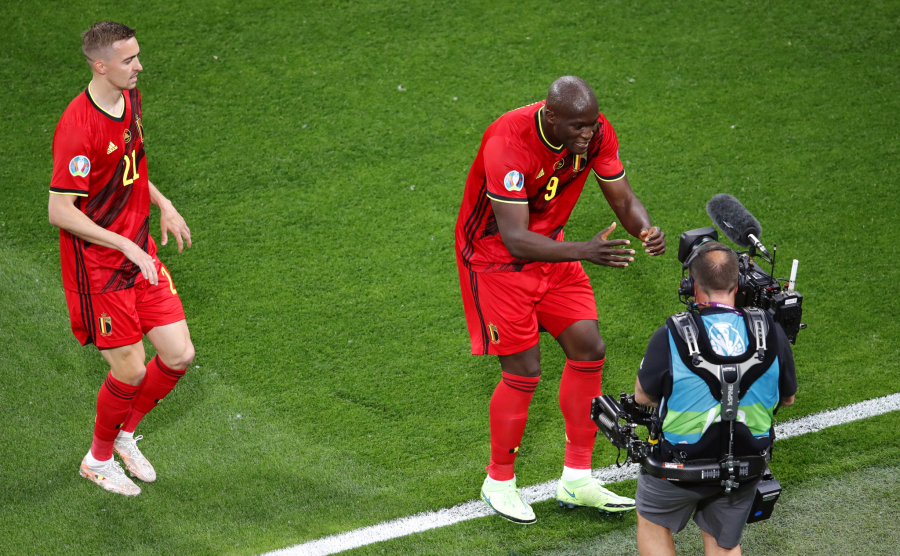 SUMORAN DAN ZA RUSE Lukakuova lekcija Baćuškama (FOTO)