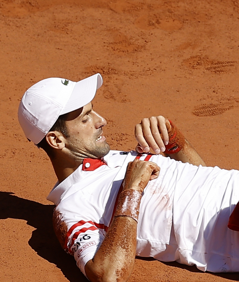 OVAJ ČOVEK JE NEUNIŠTIV Nole se vratio posle 0:2 i osvojio drugi Rolan Garos (VIDEO)