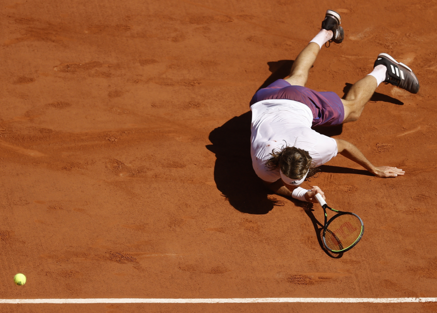 OVAJ ČOVEK JE NEUNIŠTIV Nole se vratio posle 0:2 i osvojio drugi Rolan Garos (VIDEO)