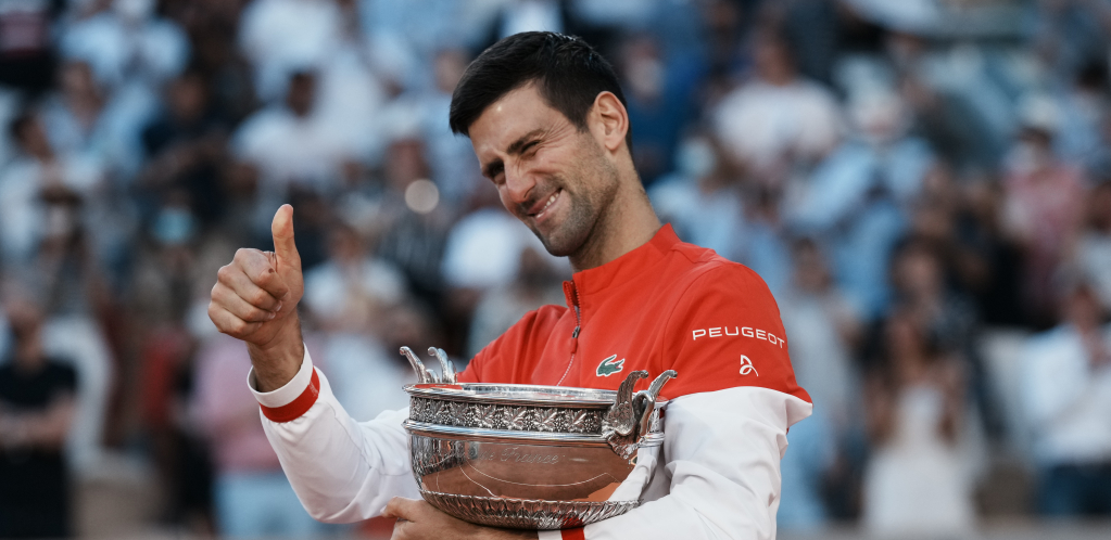 NOVAK ĐOKOVIĆ STIGAO U BEOGRAD! Večeras je velika proslava povodom trijumfa na Rolan Garosu, ovaj muzičar će zabavljati goste!