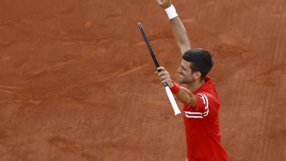 FEDEREROV BIVŠI TRENER SE POKLONIO ĐOKOVIĆU! Jednom rečenicom je zapušio usta Novakovim kritičarima!