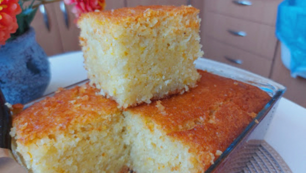 Brz, preliven kolač sa kokosom i narandžom – Prava letnja poslastica, zagolicaće vašu maštu (VIDEO)