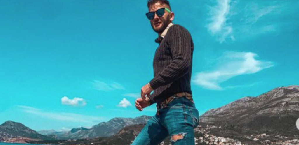 TRESE SE OD STRAHA Naš pevač izgubio telefon pun intimnih fotografija i snimaka: Preplašen da ne isplivaju u javnost, ali to nije najgore (FOTO)