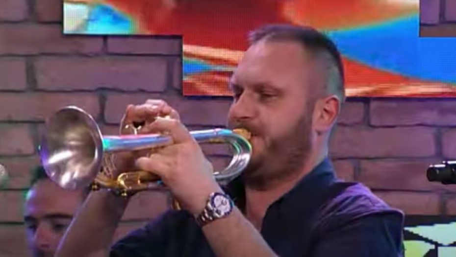 ON ME JE SPASIO OD SMRTI! Dejan Petrović zaspao za volanom, za dlaku izbegao strahotu!