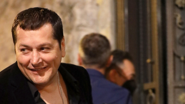 ZAPROSIO JE POSLE SDAM DANA! Aco Pejović i njegova supruga uživaju u skladnom braku, a zaljubili su se već na prvi pogled!