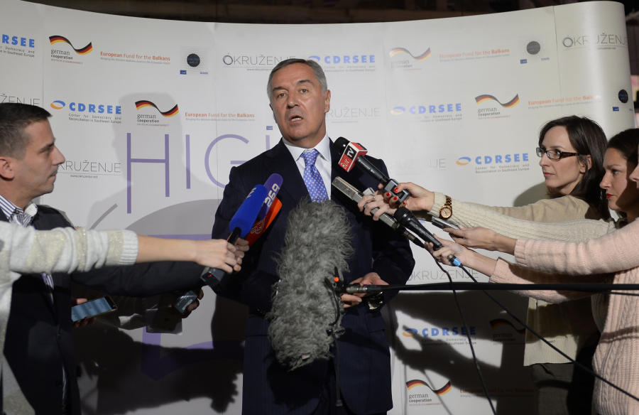 MILO K'O ROĐENI AMERIKANAC! Posle današnjeg govora Đukanovića Bajden bi mogao zvanično da ga usvoji!