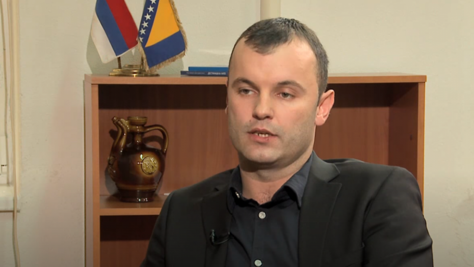 REAKCIJA PREDSEDNIKA OPŠTINE SREBRENICA MLADENA GRUJIČIĆA Presuda Mladiću je sramna i unapred dogovorena, neće doprineti pomirenju u BiH