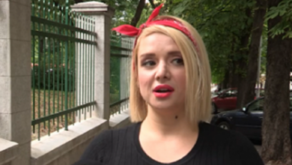 ZAVRŠILI U SOBI POKOJNIKA Ana Štajdohar podelila je jezivu priču sa jednog letovanja: Ni ona, ni udovica nisu mogle da razumeju da nam tako nešto smeta