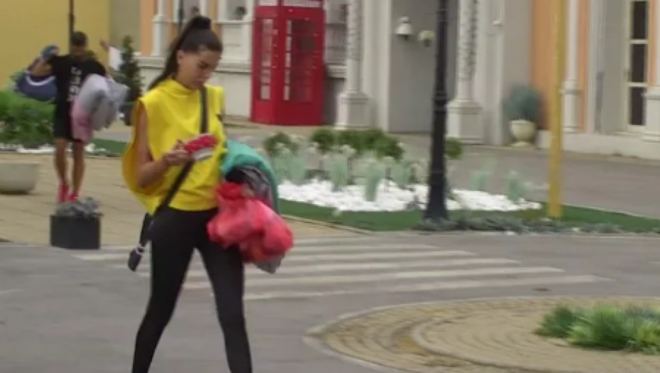 TUGUJE! Jovana Ljubisavljević skrhana nakon Stefanovog odlaska, a kada je saznala koja zadrugarka je sa njim pao joj je mrak na oči