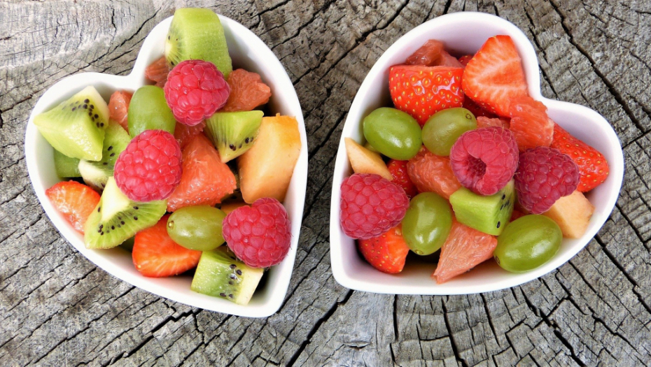 Trik sa čačkalicom: Probajte ovo i produžite svežinu voća i povrća