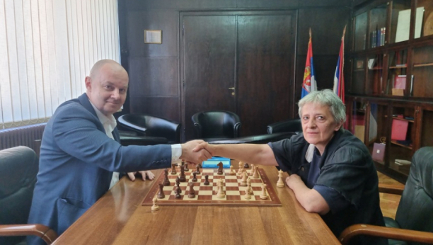 ŽENA VELEMAJSTOR! Irina Čoluškina - selektorka naše reprezentacije i prva žena koja se kandidovala za predsednicu ŠSB!