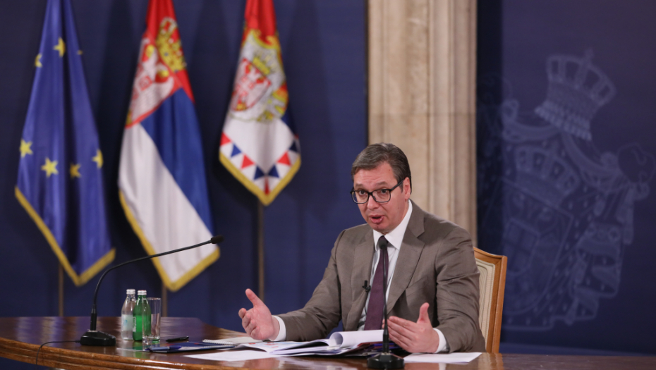 Predsednik Srbije Aleksandar Vučić se obraća javnosti