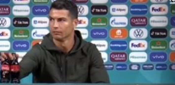 KRISTIJANO RONALDO IH KOŠTAO ČETIRI MILIJARDE EVRA! Portugalac je jednim potezom uspeo da napravi haos gigantu!