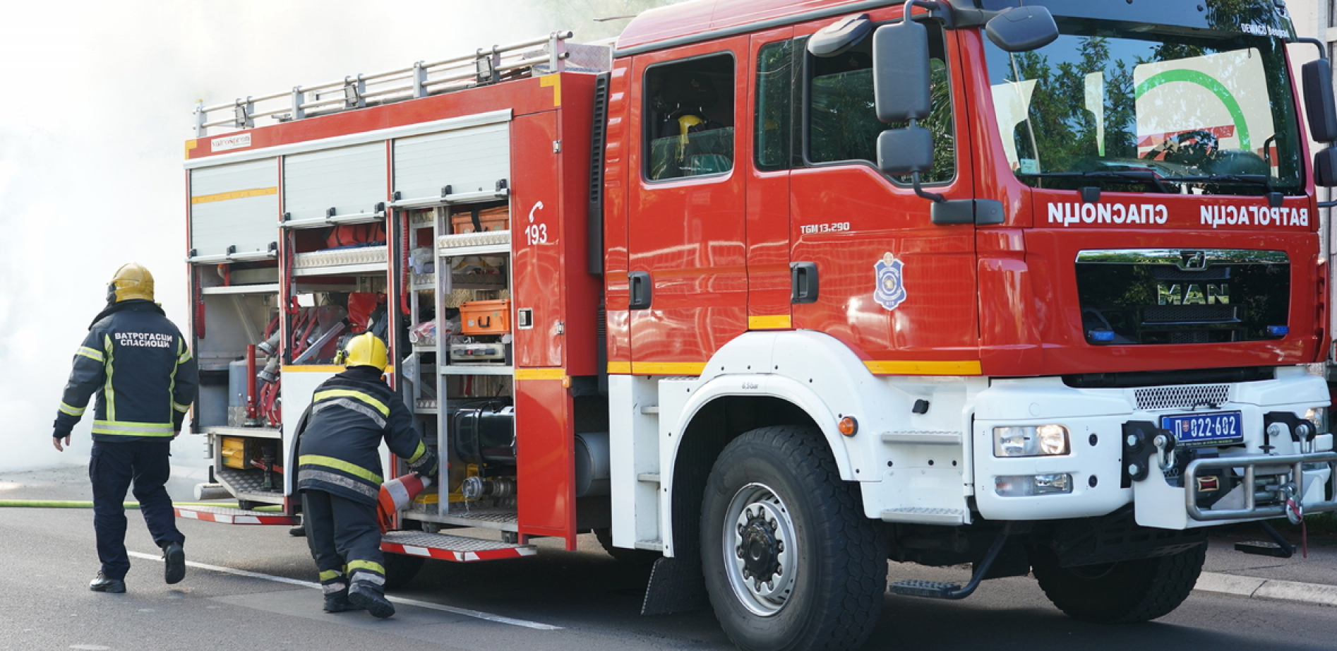 20 VATROGASACA POKUŠAVA DA OBUZDA VATRENU STIHIJU Detalji požara u Pirotu, poznato da li ima povređenih (VIDEO)