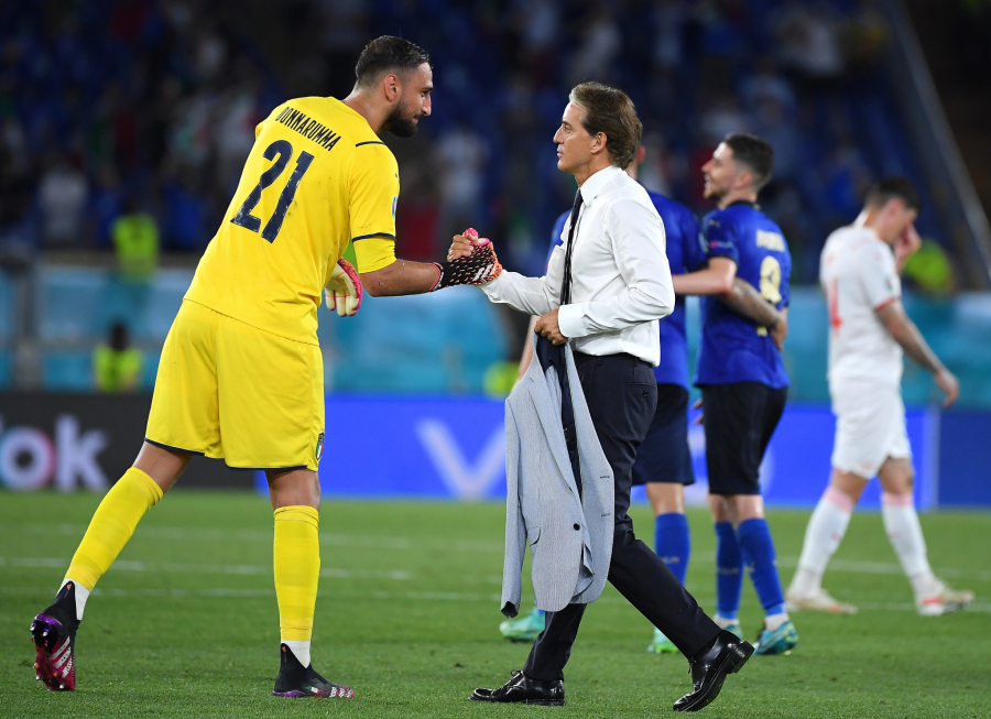 ENGLESKA ILI ITALIJA? Manćini otkrio koje su prednosti, ali i mane 