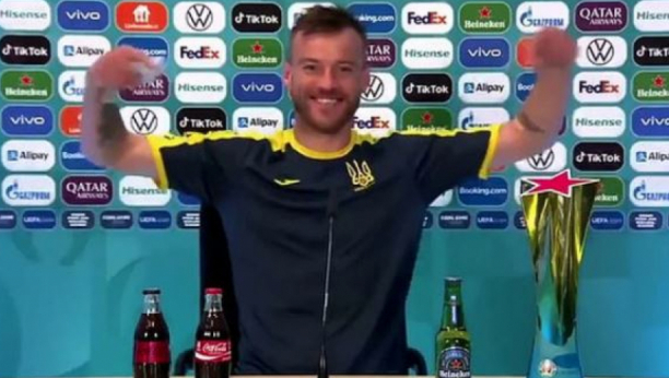 NASTAVLJA SE ŠOU SA SPONZORSKIM PIĆIMA Jarmolenko jednim potezom oduvao i Ronalda i Pogbu (VIDEO)