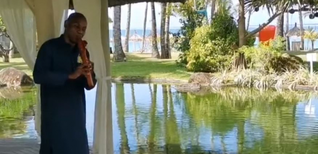 ČAROBNI FRULAŠ, ŠTIMOVANJE NA 432 HERCA Sa ovom frekfenciom možemo da upravljamo prirodom i životinjama, a evo i kako! (VIDEO)