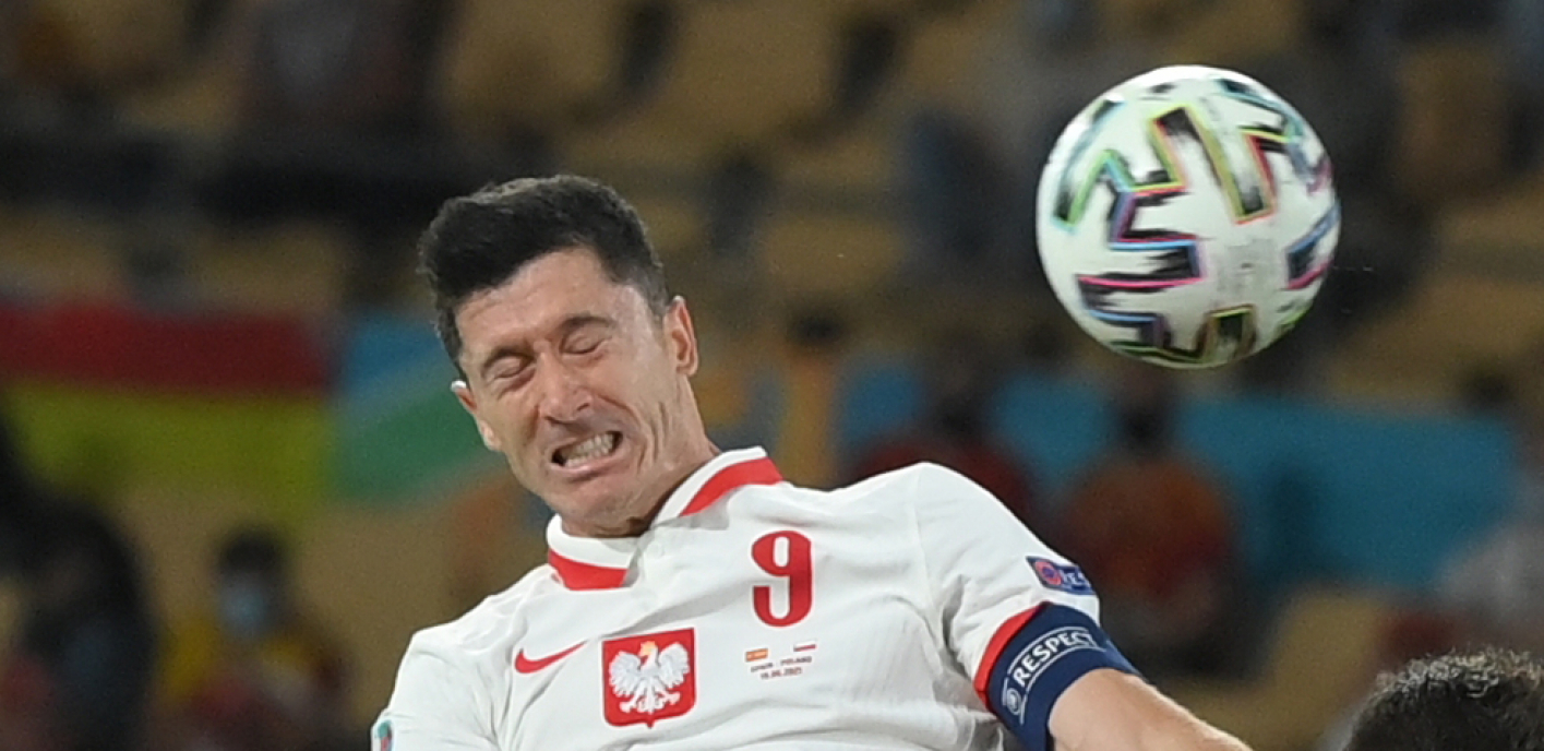 STRAŠAN SKANDAL Levandovski na Svetsko prvenstvo poveo VOĐU NACISTIČKE BANDE