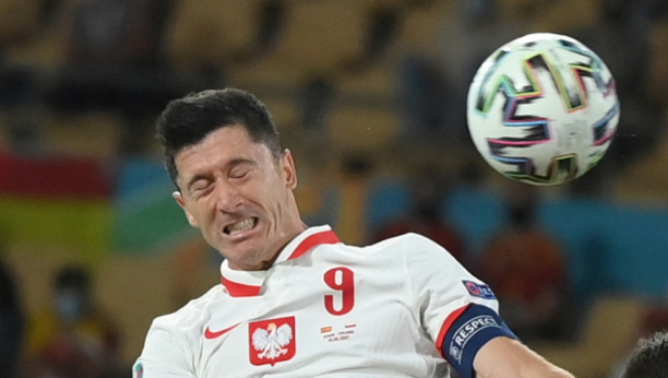 STRAŠAN SKANDAL Levandovski na Svetsko prvenstvo poveo VOĐU NACISTIČKE BANDE