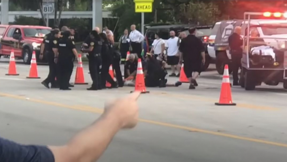 KRVOPROLIĆE U MAJAMIJU Kamionom uleteo na paradu LGBT grupa i počeo da ih gazi, ima mrtvih i povređenih!