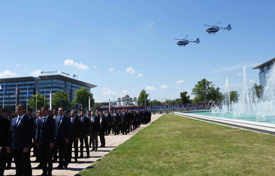 Predsednik Vučić: Pripadnici Ministarstva unutrašnjih poslova štite i čuvaju državu