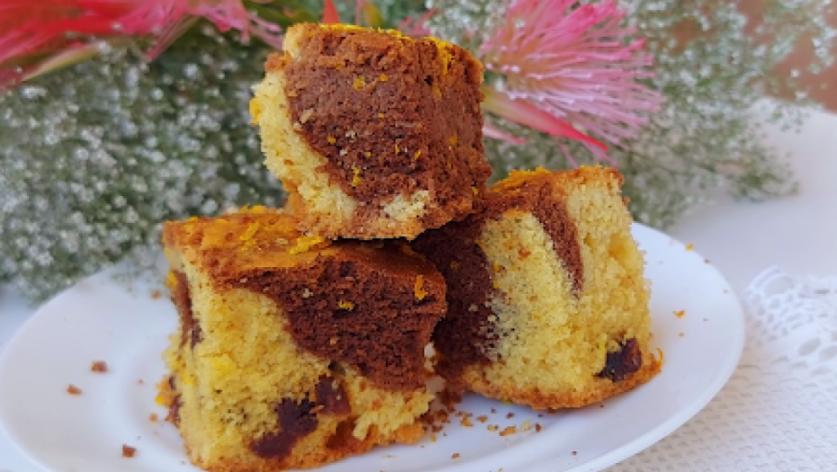 NAJBOLJI RECEPT ZA MRAMOR KOLAČ: Sočan i rastresit, pravićete ga samo na ovaj način (VIDEO)