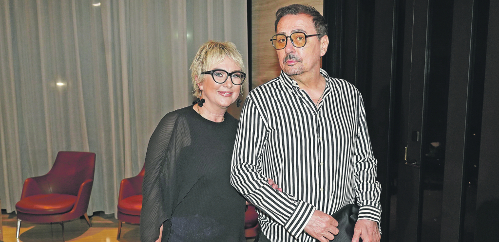 VIŠE SE DOTERUJE OD SUPRUGE! Keba otkrio tajnu svog mladalačkog izgleda, a šokiraće vas čime se pevač bavi pored pevanja!