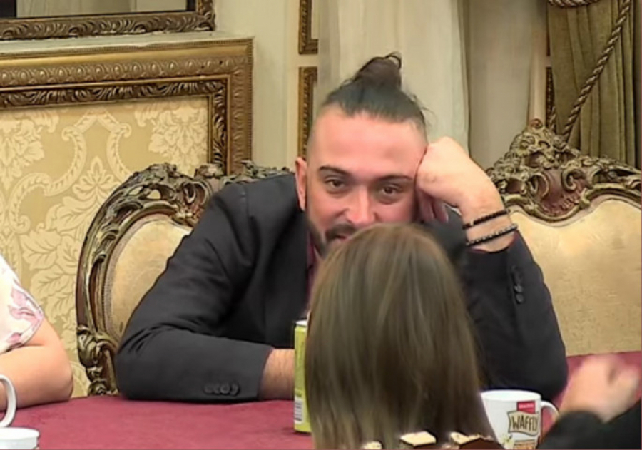 ŽESTOK SUKOB UKUĆANA! Milijana i Vlajić u nikad gorem klinču, pevač otkrio da je Ivan uradio nešto nedozvoljeno. otkrio sve i šokirao je!