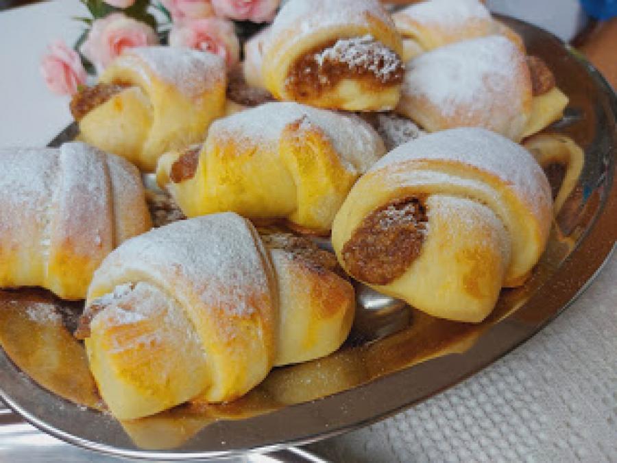 SAVRŠEN RECEPT! Jednostavan način kako do najmekanijih kiflica sa džemom, trik je u ovome