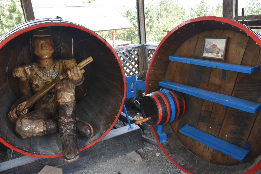 Tarabići predvideli raspad sveta kakav znamo: Biće rata, zapadne sile idu u propast, a spomenuli su i sudbinu Kosova!