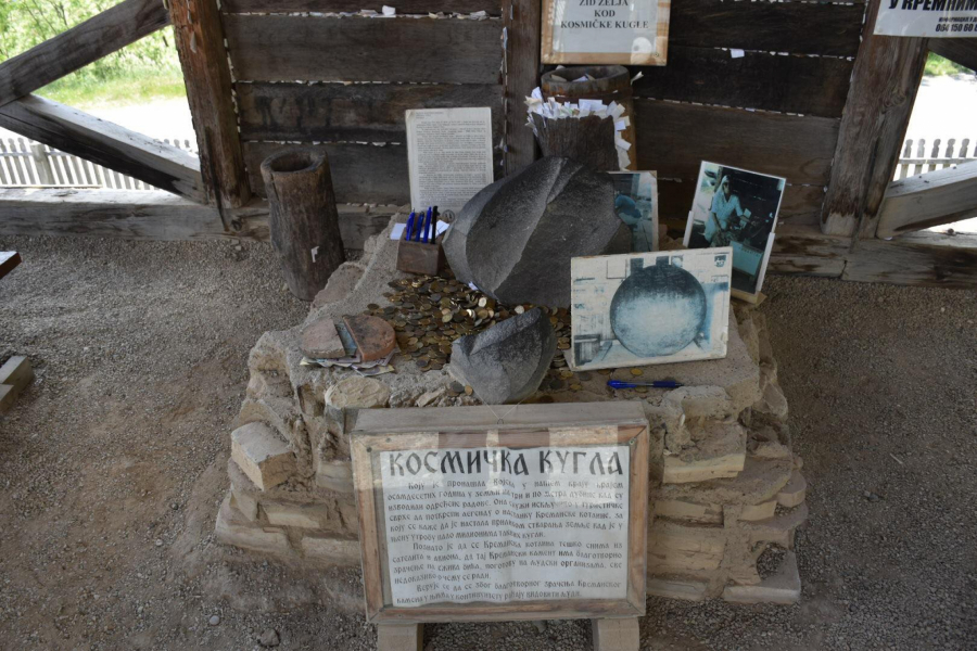 Tarabići predvideli raspad sveta kakav znamo: Biće rata, zapadne sile idu u propast, a spomenuli su i sudbinu Kosova!