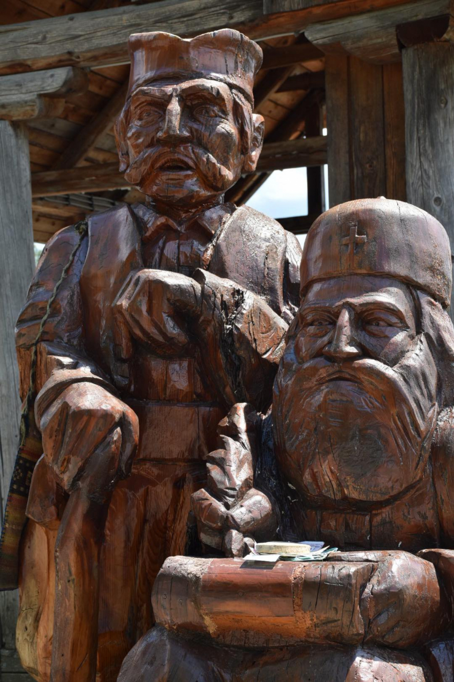 Tarabići predvideli raspad sveta kakav znamo: Biće rata, zapadne sile idu u propast, a spomenuli su i sudbinu Kosova!