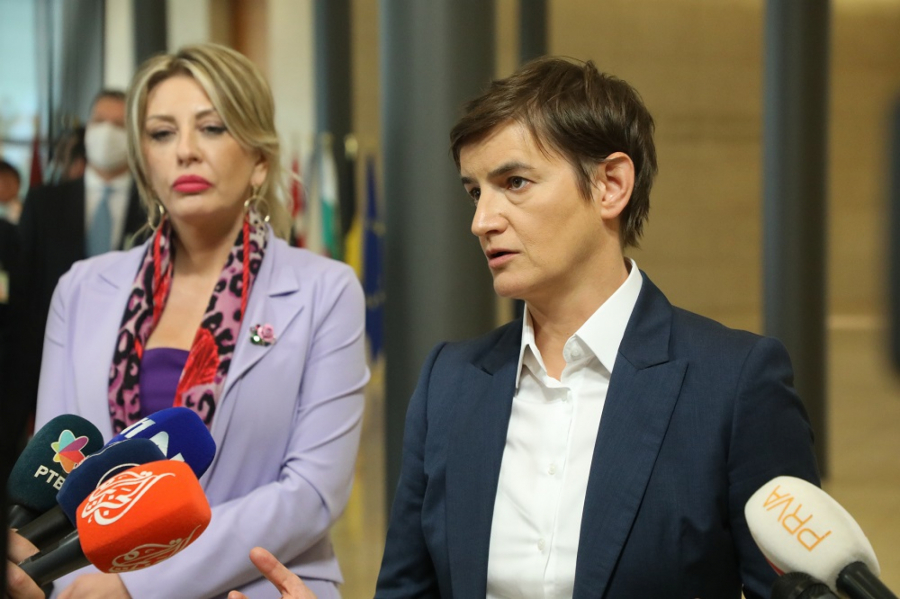 OTVOREN KLASTER JEDAN Premijerka Brnabić se oglasila iz Luksemburga, saopštila sjajne vesti za Srbiju!