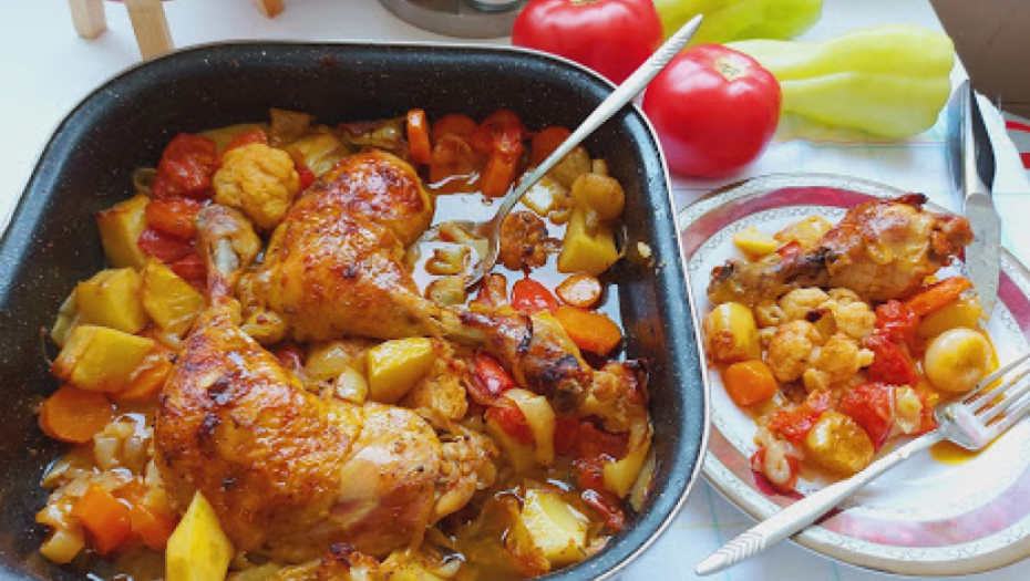 RUČAK ZA DESETKU: Piletina sa povrćem, neverovatno sočna i ukusna (VIDEO)