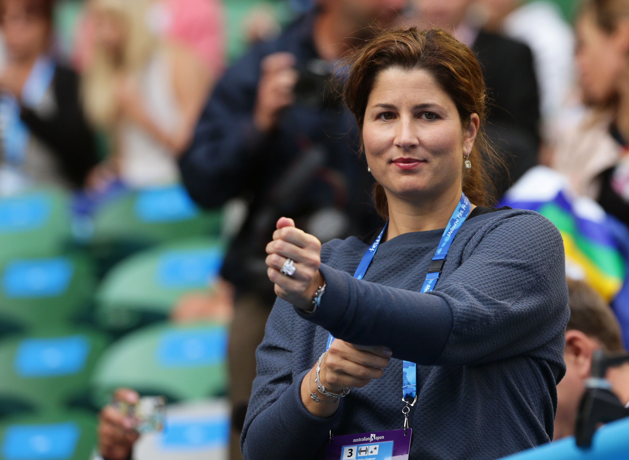 FEDEREROVA SUPRUGA JE IMALA BURNU PROŠLOST! Zbog Rodžera raskinula veridbu sa sultanom, mediji je napadali da se ugojila, a sada pričaju da ona vodi glavnu reč u kući! (FOTO)