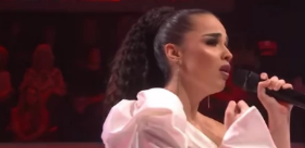 VOZIMO SE TRAKTOROM I BEREMO JAGODE! Takmičarka "Zvezde Granda" ne krije da voli seoski život i poslove, s ponosom instiče odakle dolazi i oduševiće vas