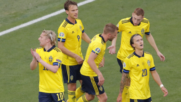 FANTASTIČNI MEČEVI! Španija pregazila Slovačku, Švedska u uzbudljivom meču savladalu Poljsku, nisu pomogla ni dva gola Roberta Levandovskog