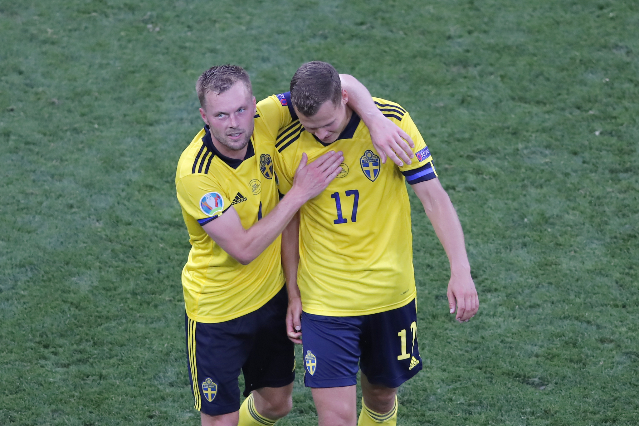 FANTASTIČNI MEČEVI! Španija pregazila Slovačku, Švedska u uzbudljivom meču savladalu Poljsku, nisu pomogla ni dva gola Roberta Levandovskog