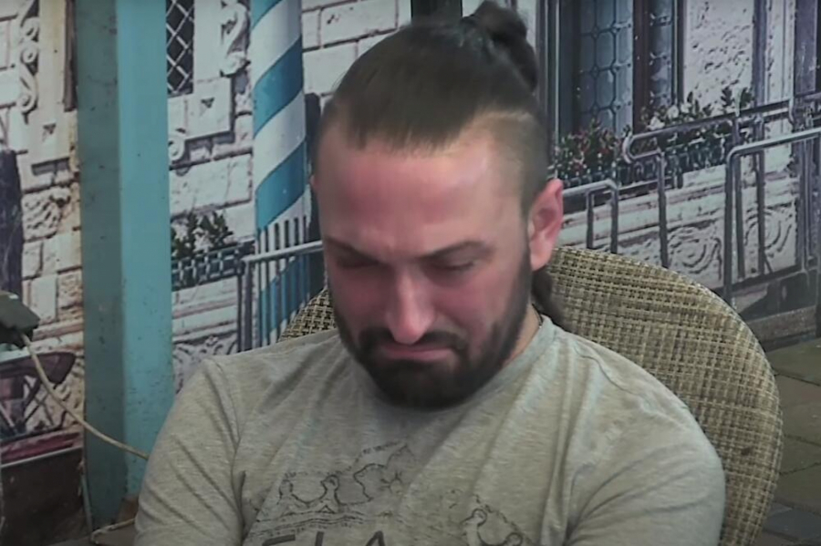 TRAGEDIJA U PORODIČNOM DOMU RIJALITI IGRAČA Darku preminuo otac, Vlajić u suzama odmah napustio vilu