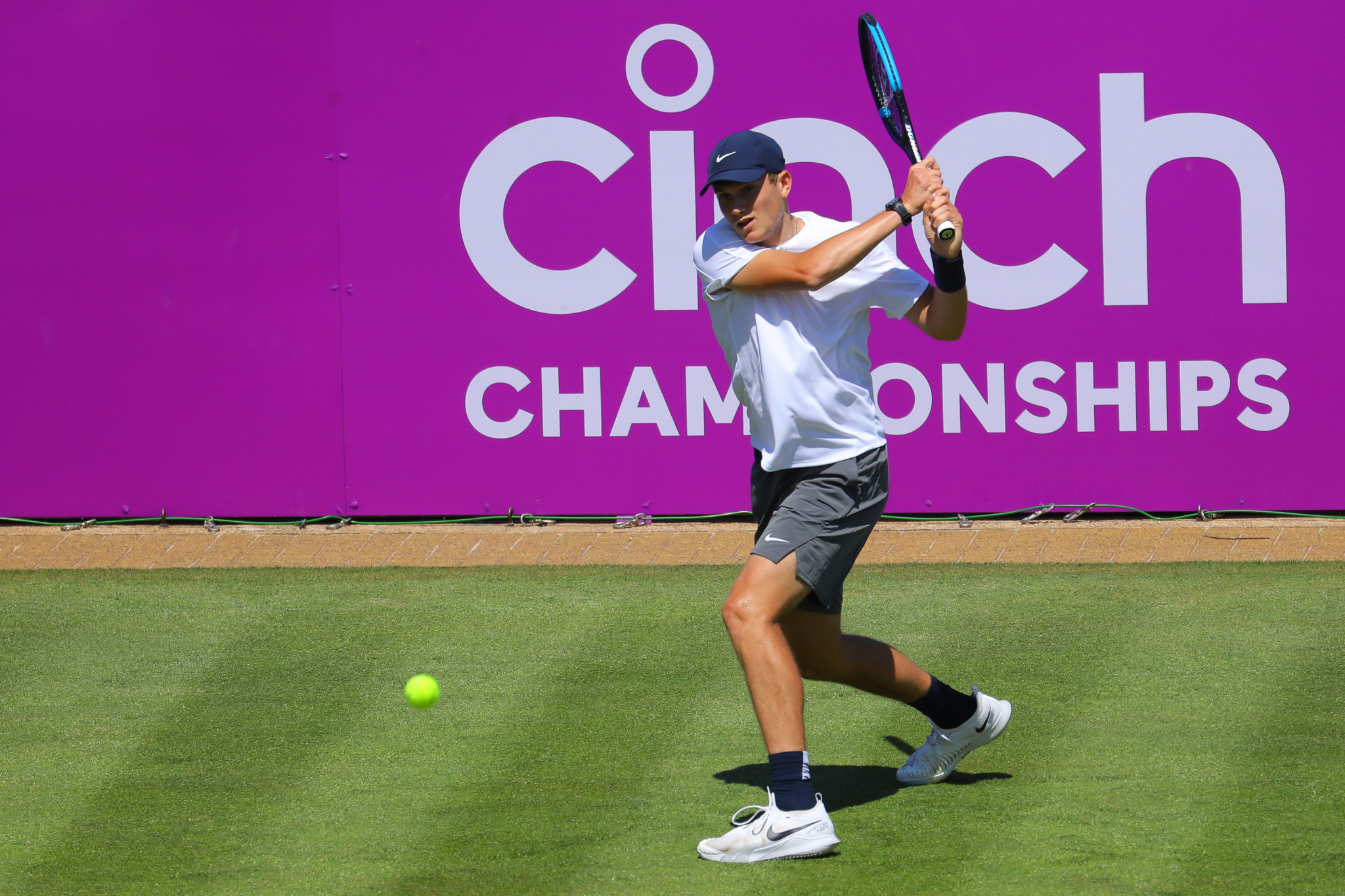 KOLABIRAO NA TERENU, IGRAO FINALE VIMBLDONA, ZOVU GA 