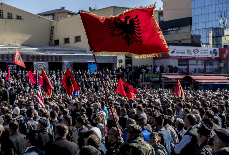 PLAĆA IH BIVŠA EU ZEMLJA! Evo ko su Čečeni koji su se stopili sa Albancima i spremaju teror na KiM!